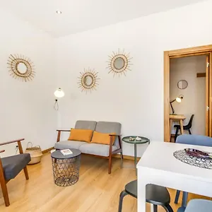 https://guestready-cream-and-wood-stay-in-alcntara.hotels-lisbon-portugal.com