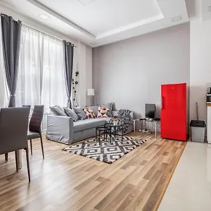 https://chameleon-apartment-budapest.inbudapesthotels.com